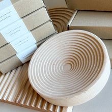 Load image into Gallery viewer, Round Wood Tray